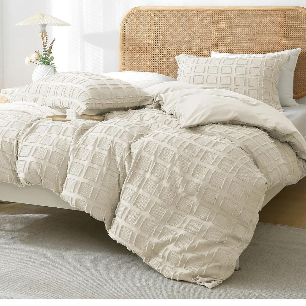 Mildly Full Size Beige Waffle Weave Duvet Cover Set, New In Box